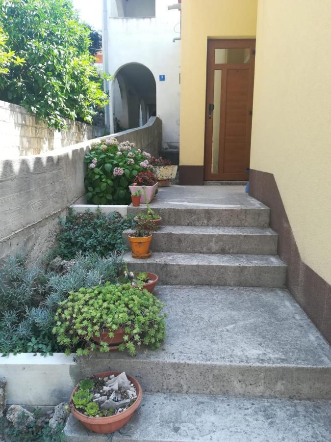 Apartman Marija Baška Voda Exteriör bild