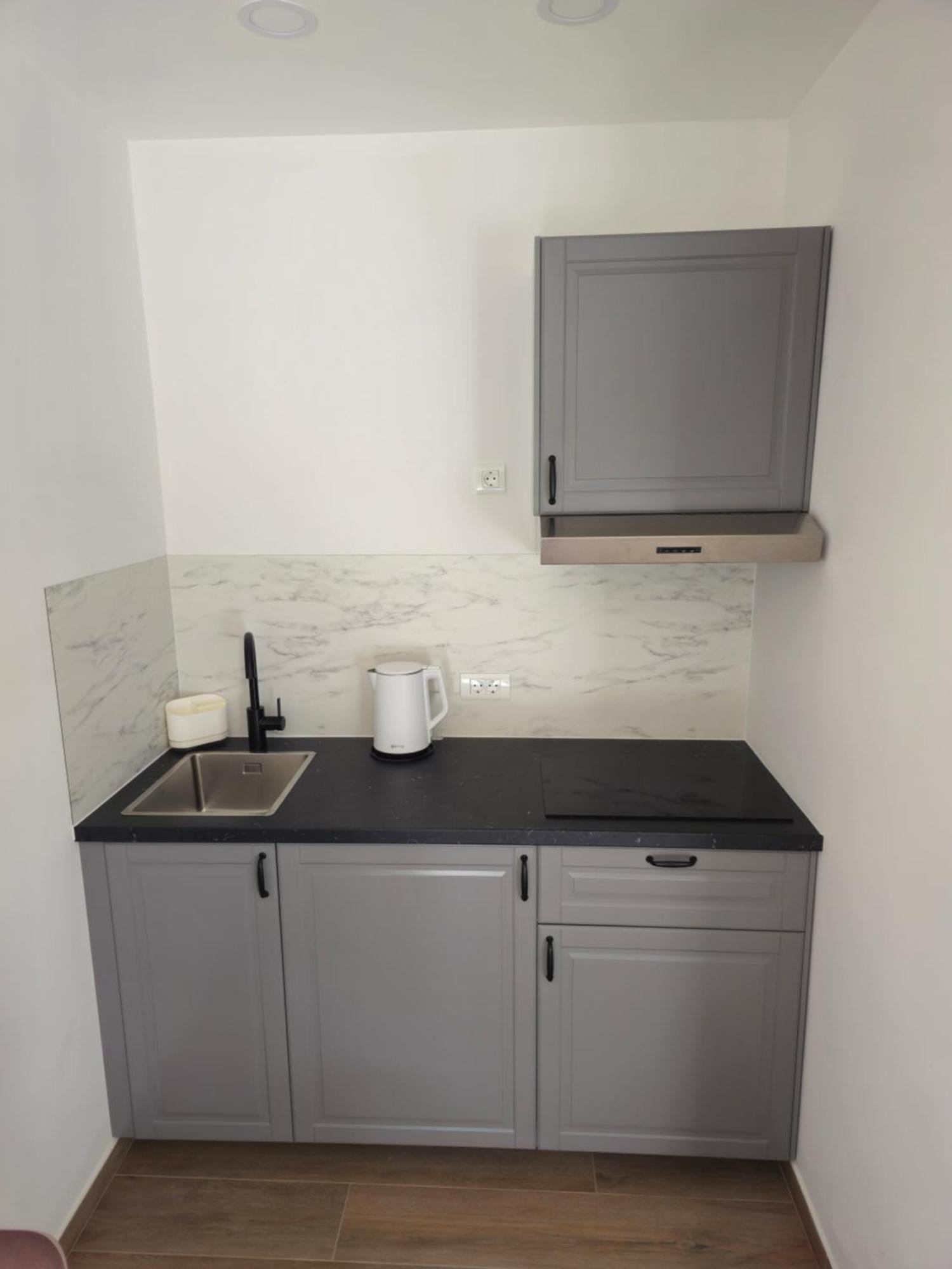 Apartman Marija Baška Voda Exteriör bild