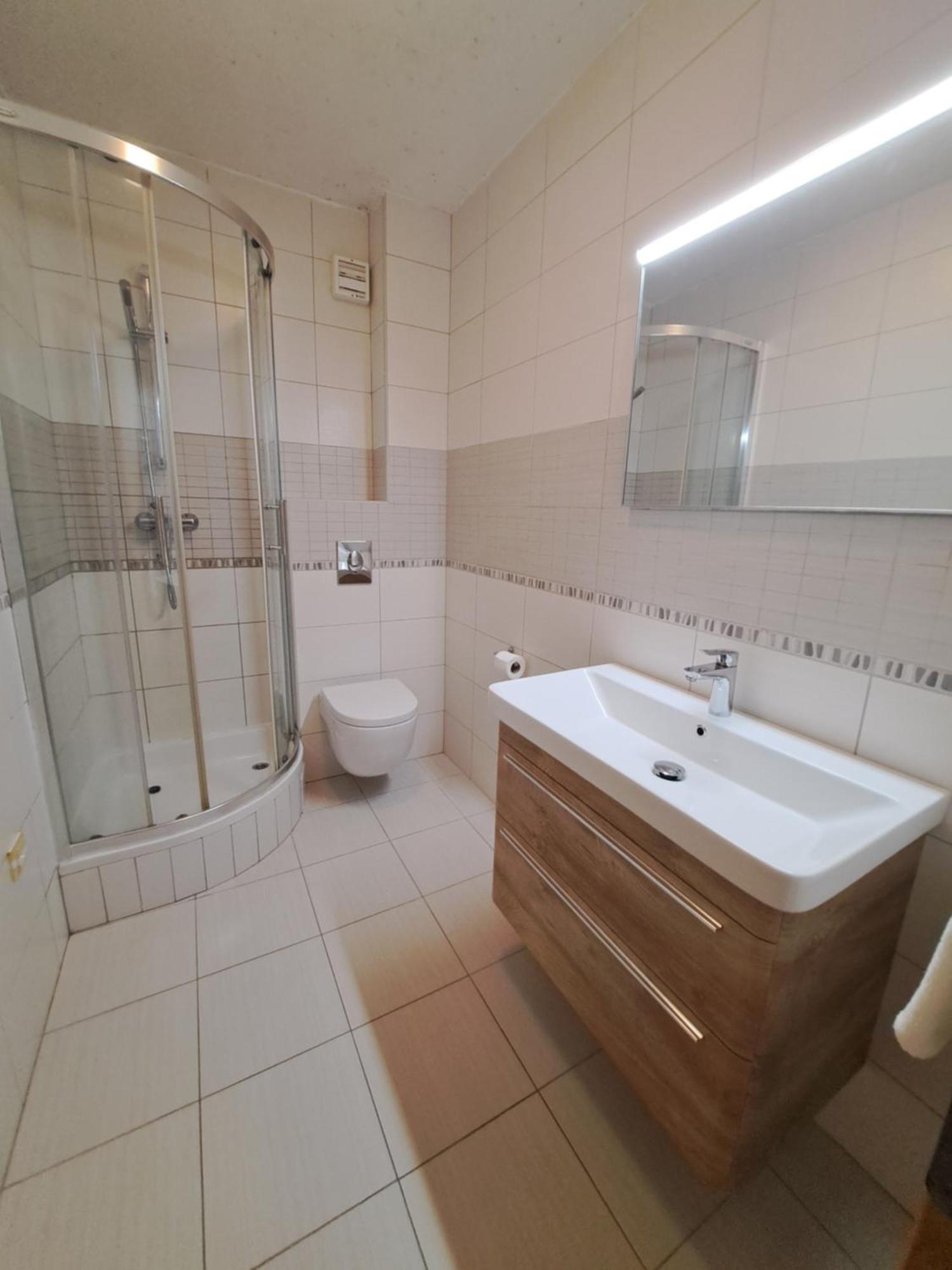 Apartman Marija Baška Voda Exteriör bild